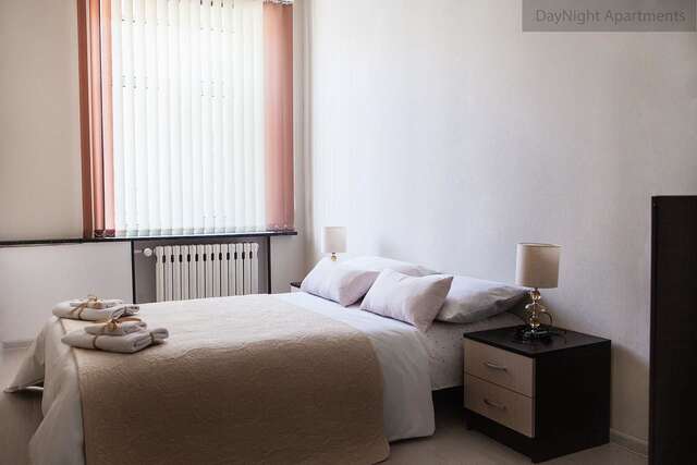 Апартаменты DayNight Apartments on Moskovskiy Витебск-15